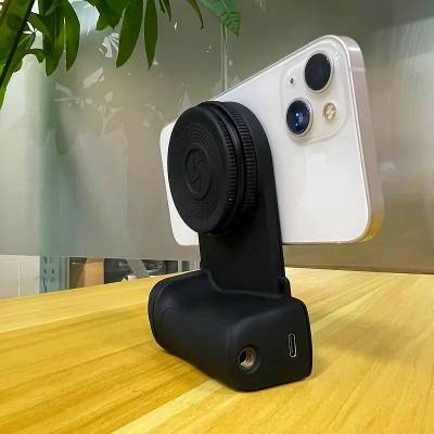 Poignée magnétique multifonctions pour smartphone